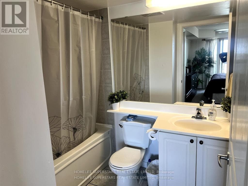 416 - 300 RAY LAWSON BOULEVARD photo 5