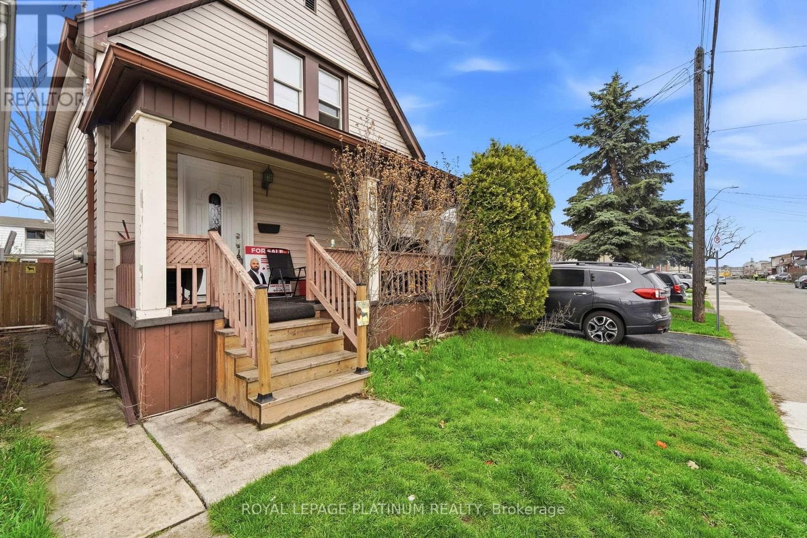 99 ROBINS AVENUE photo 2