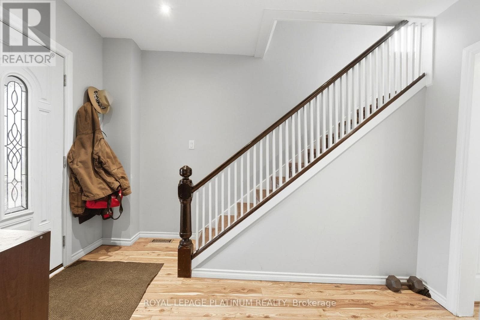 99 ROBINS AVENUE photo 5