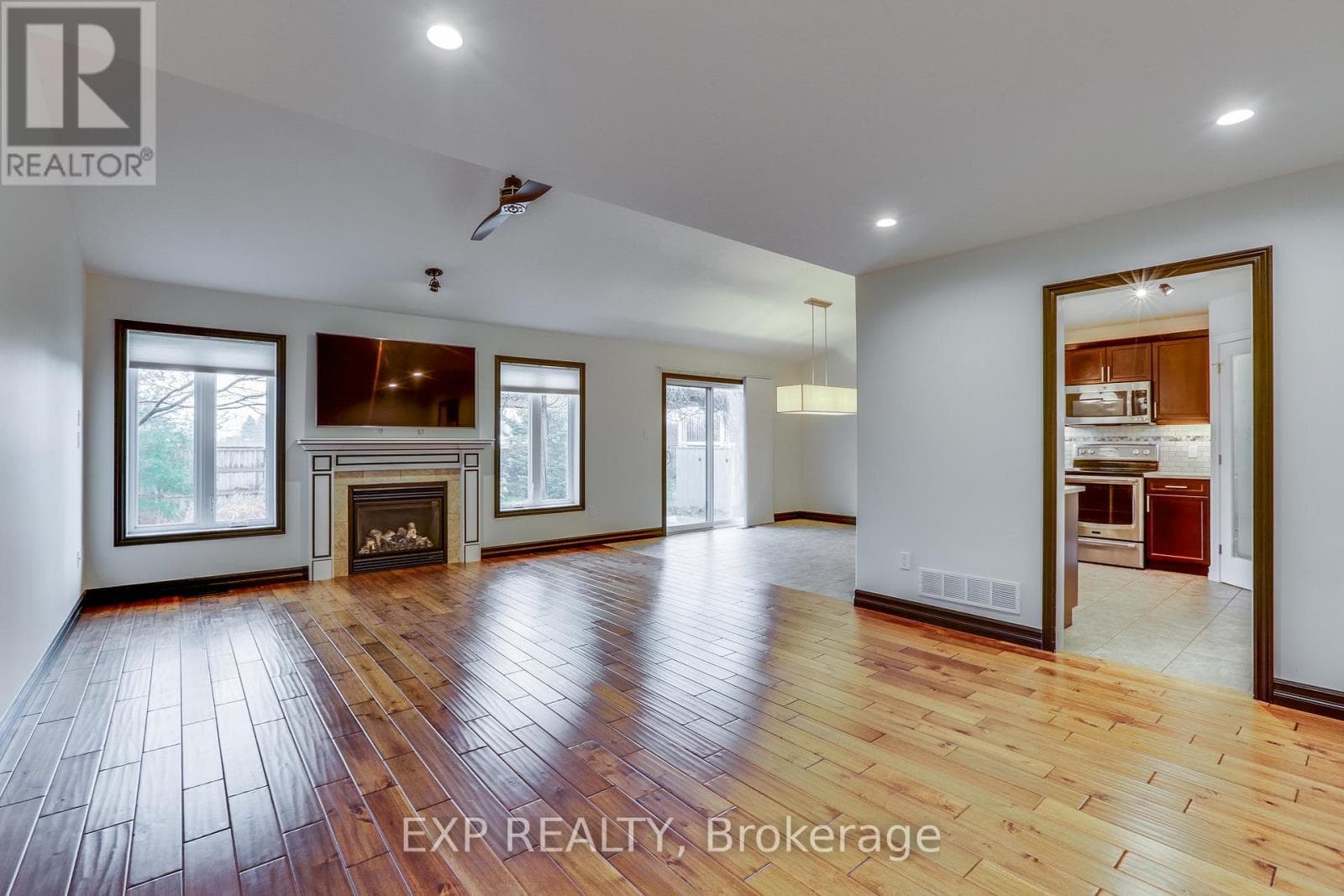 2701 BATEMAN TRAIL photo 4
