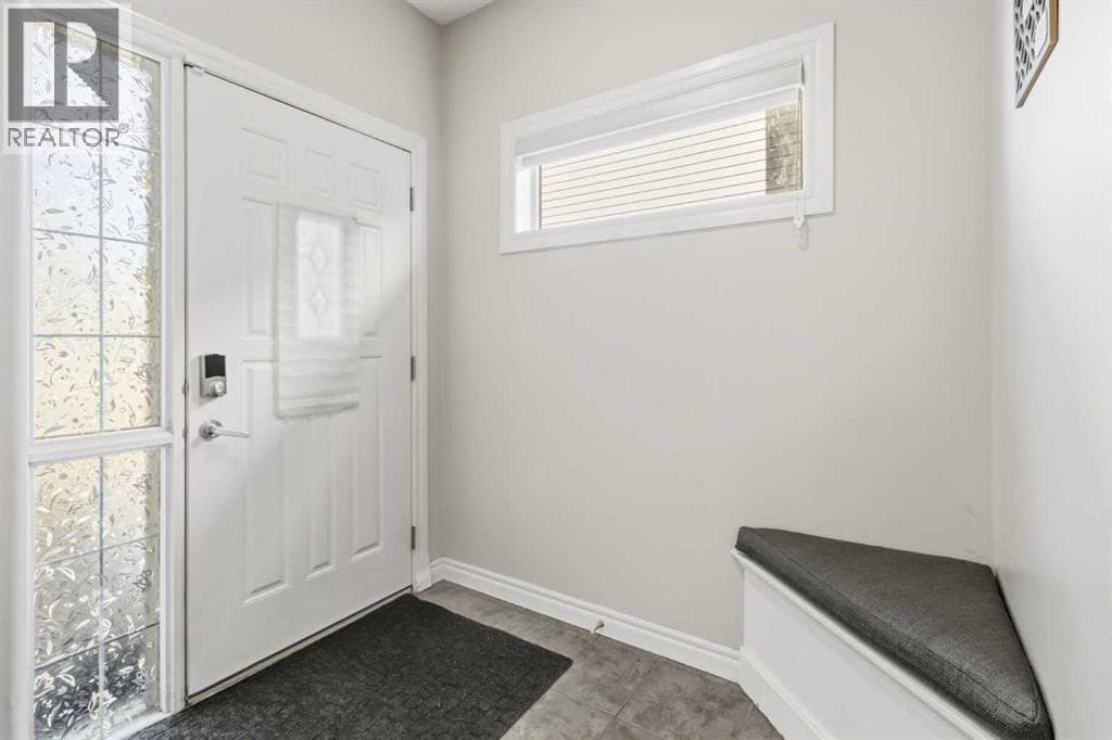 19 Saddleland Drive photo 4
