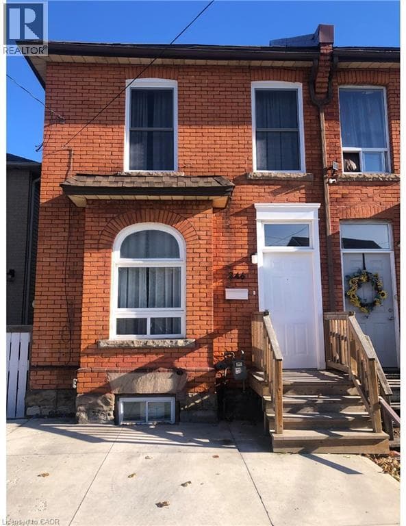3 bed 3 bath single family at 346 HUGHSON Street N — $639,900