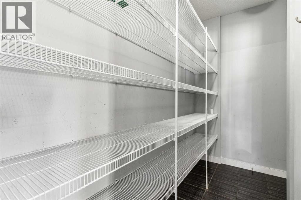 325 Evanspark Gardens NW photo 5