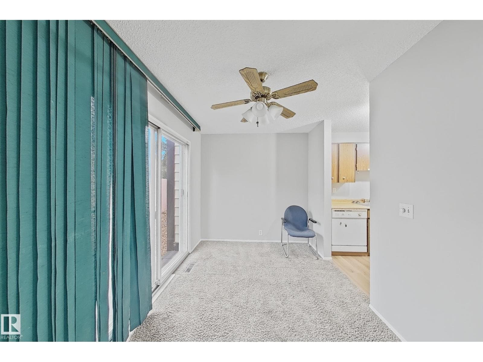 5514 93A AV NW photo 5