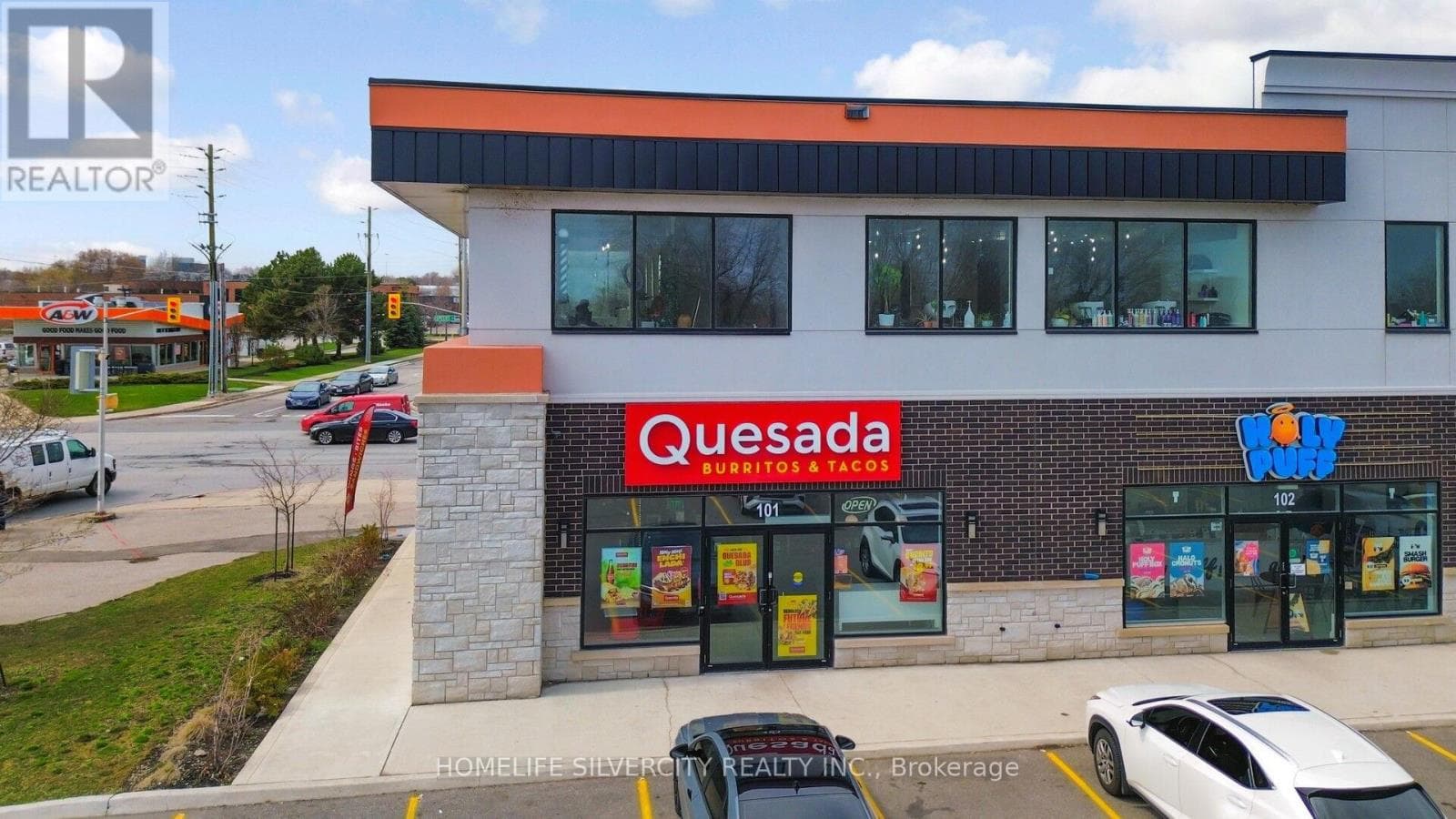 business at 101 - 358 SPEERS ROAD — $445,000