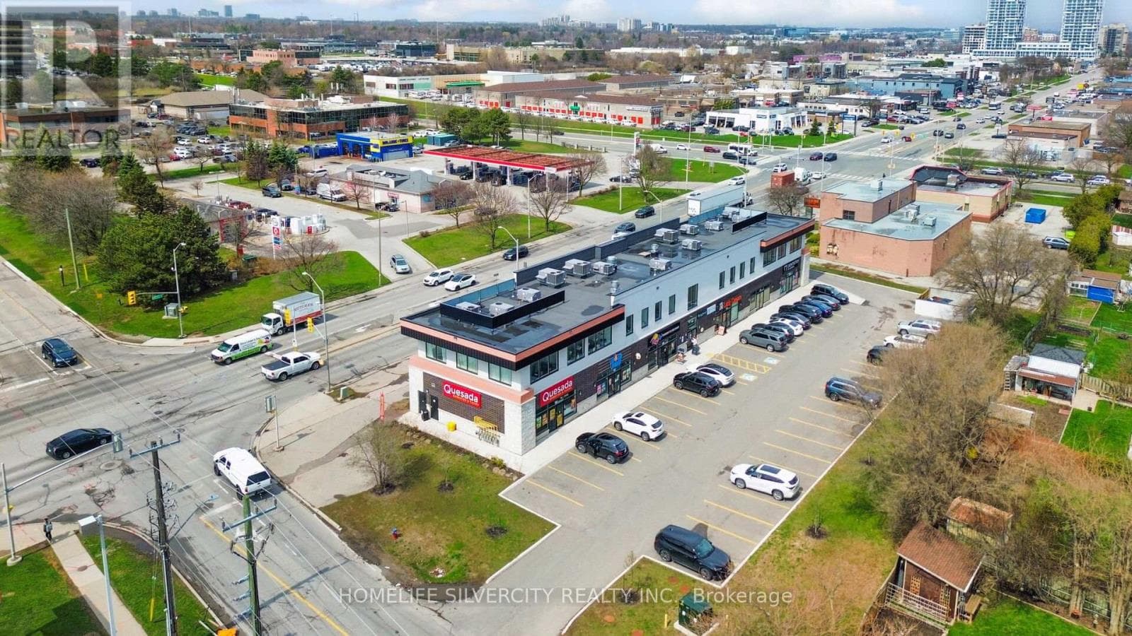 101 - 358 SPEERS ROAD photo 4