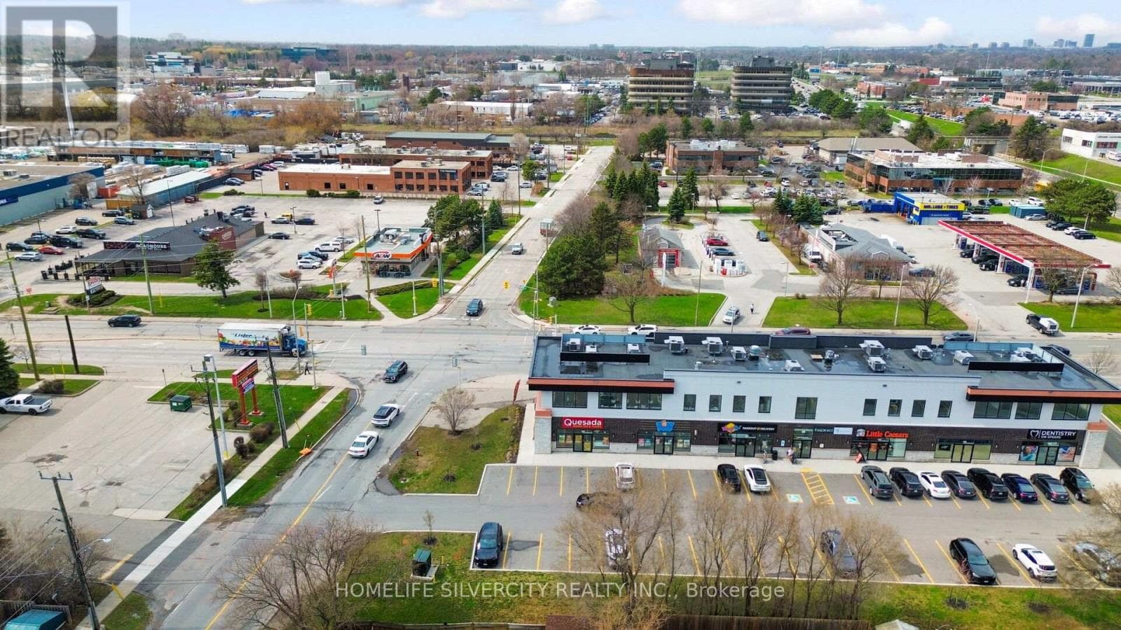 101 - 358 SPEERS ROAD photo 5