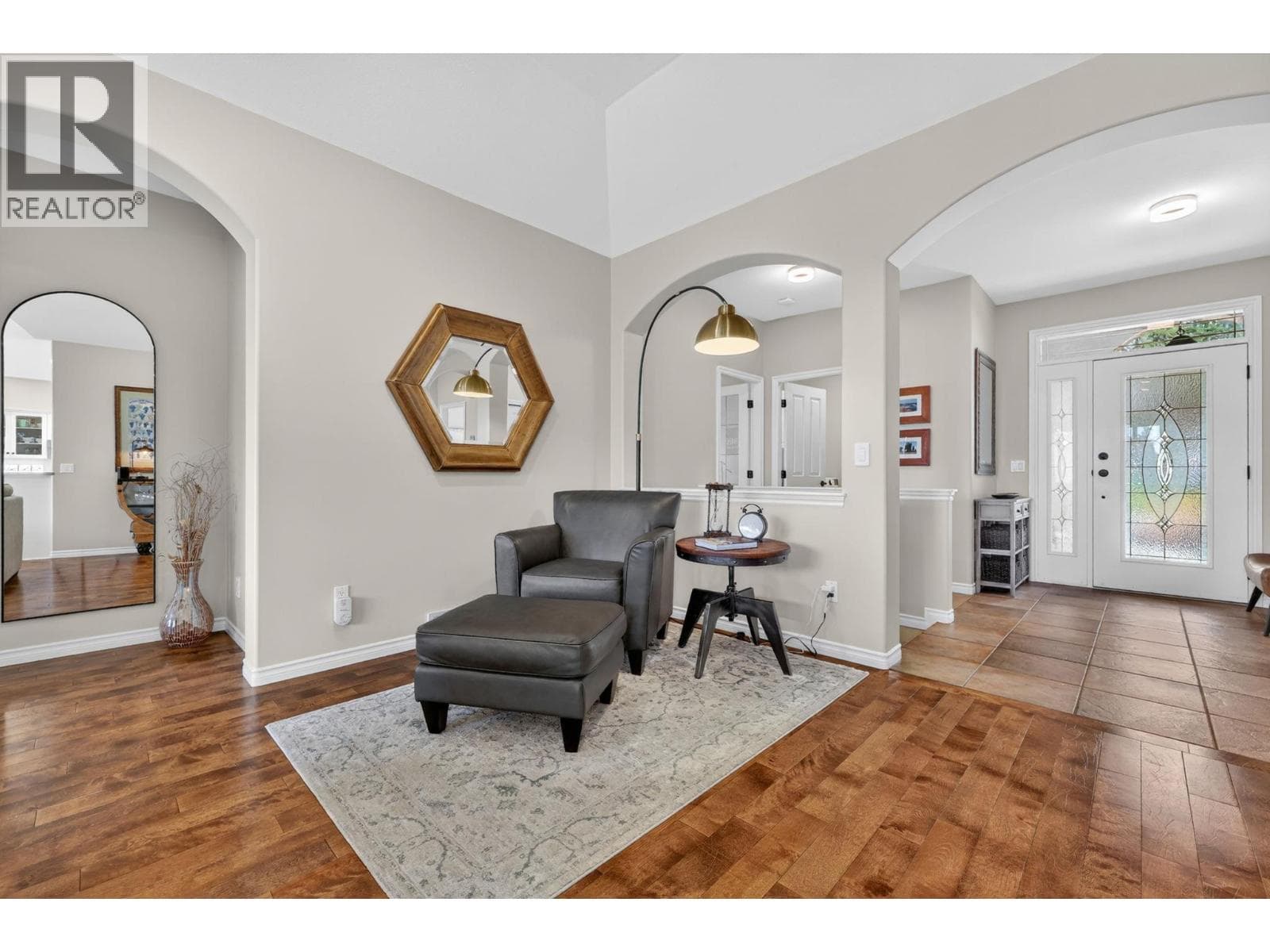 3925 Gallaghers Circle photo 5