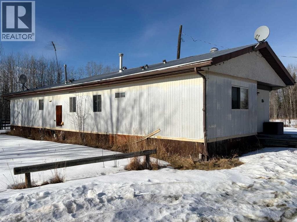3 bed 1 bath single family at 412074 Highway 22 — $335,000