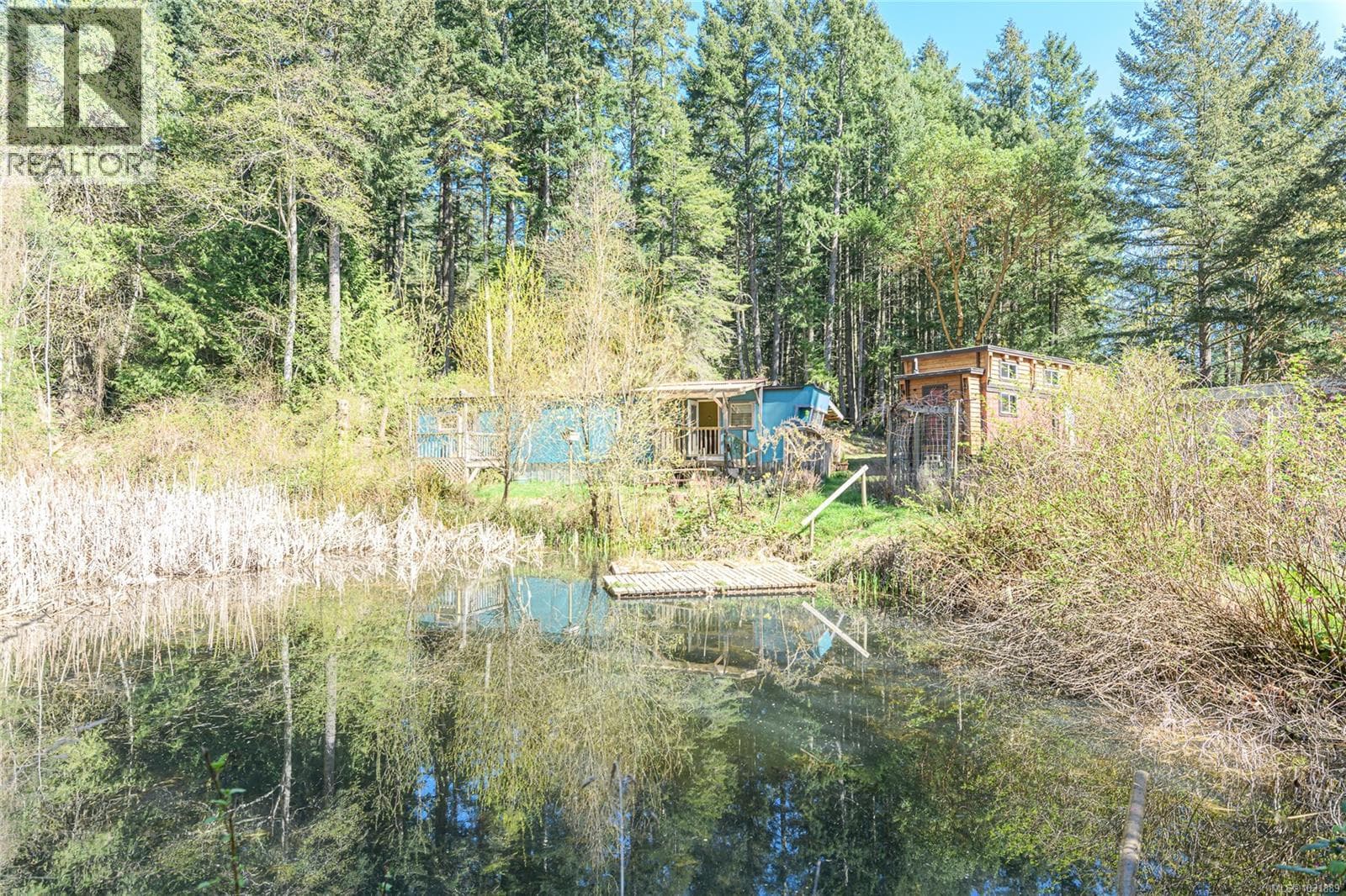 single family at 140 Saltair Lane — $599,000