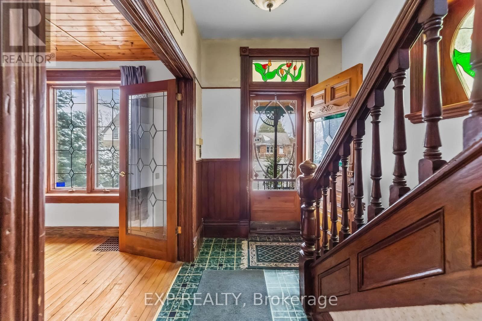 181 WILDWOOD AVENUE photo 5