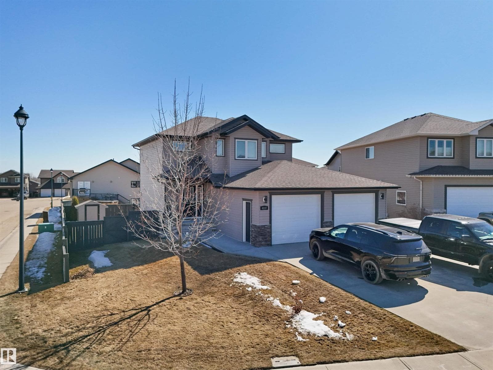 4137 41A AV photo 2