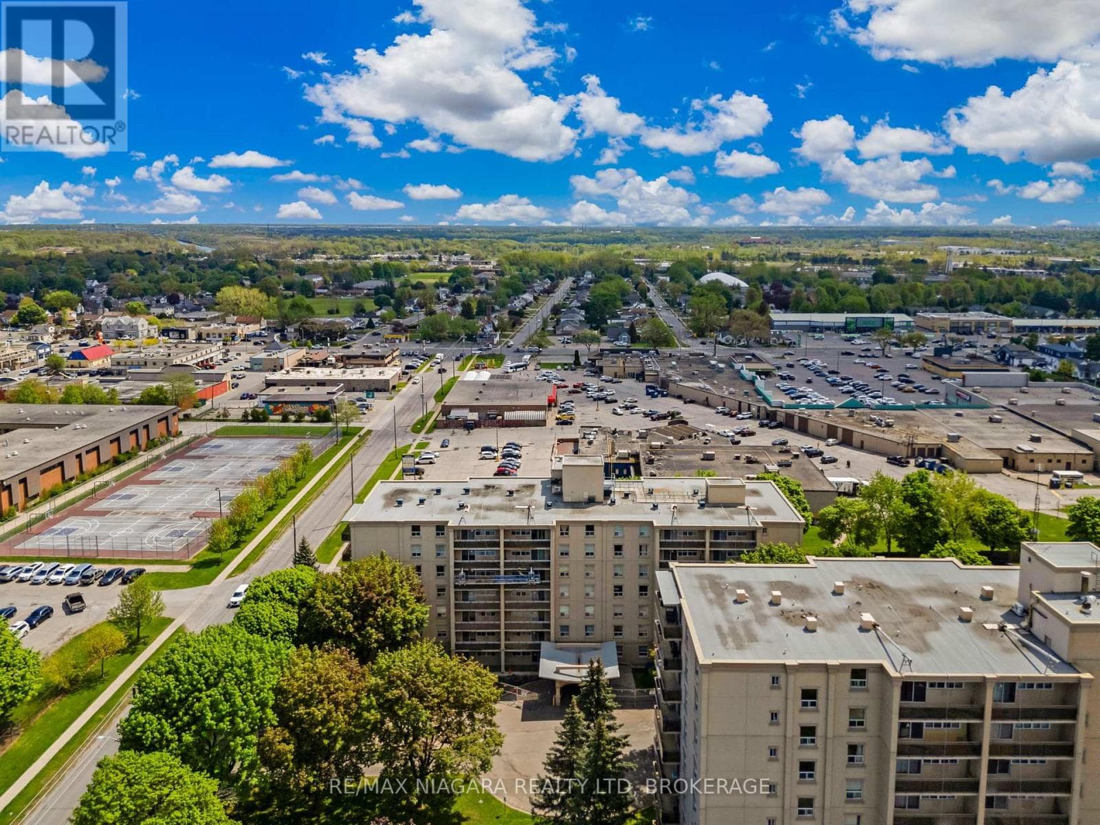 601 - 6390 HUGGINS STREET photo 5