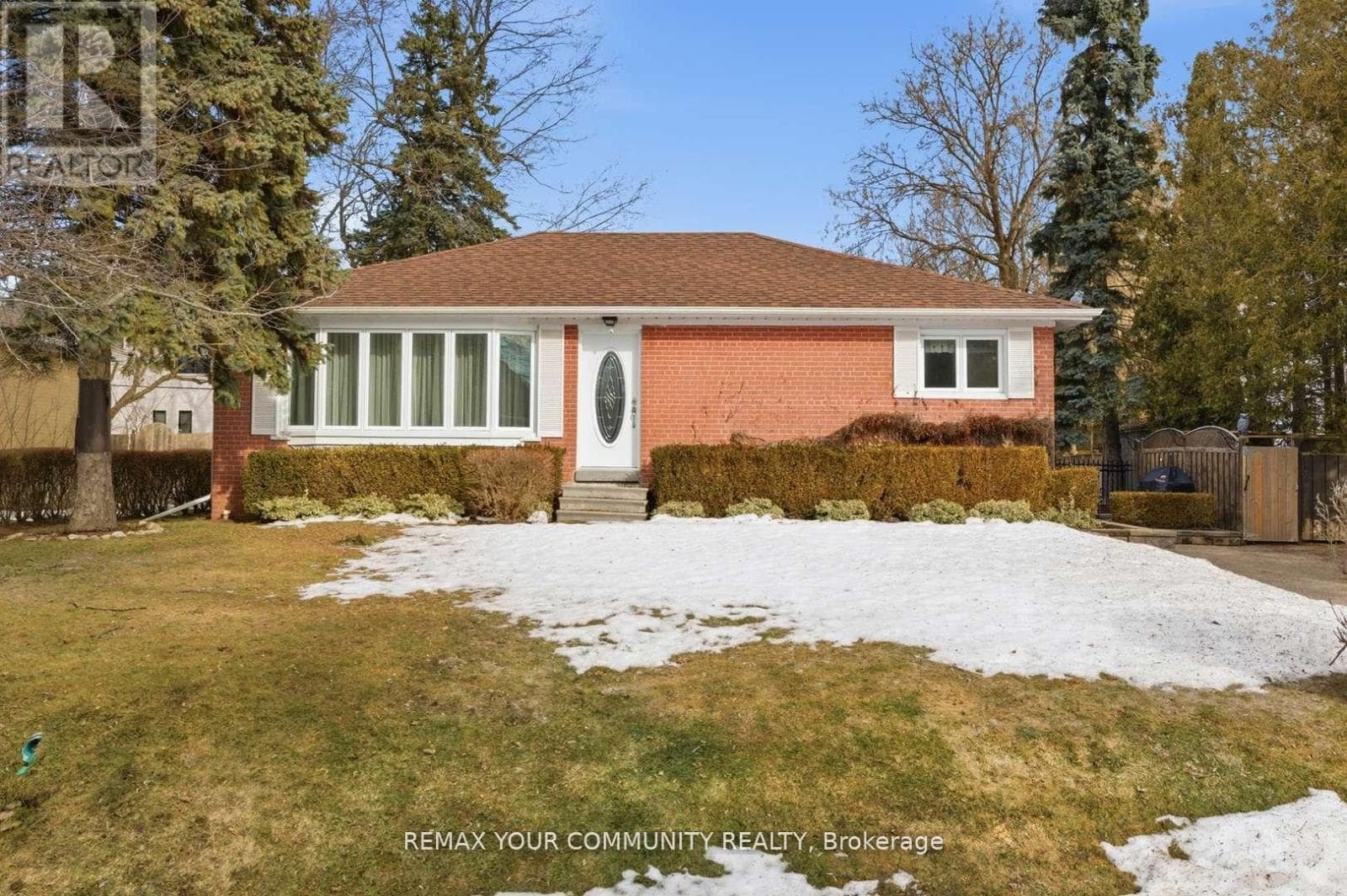 2 bed 2 bath single family at 154 HOLLINGSWORTH DRIVE — $1,520,000