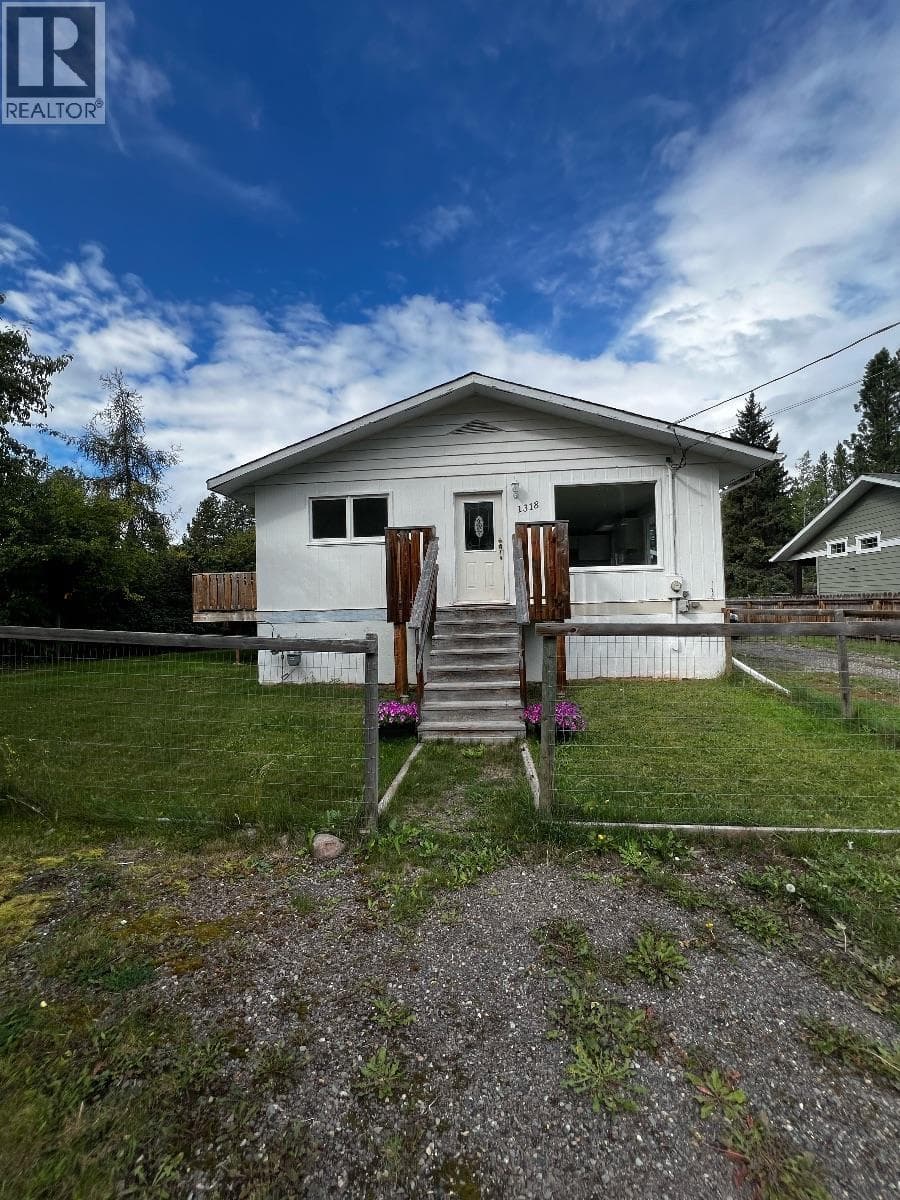 6 bed 3 bath single family at 1318 PINE STREET — $509,990
