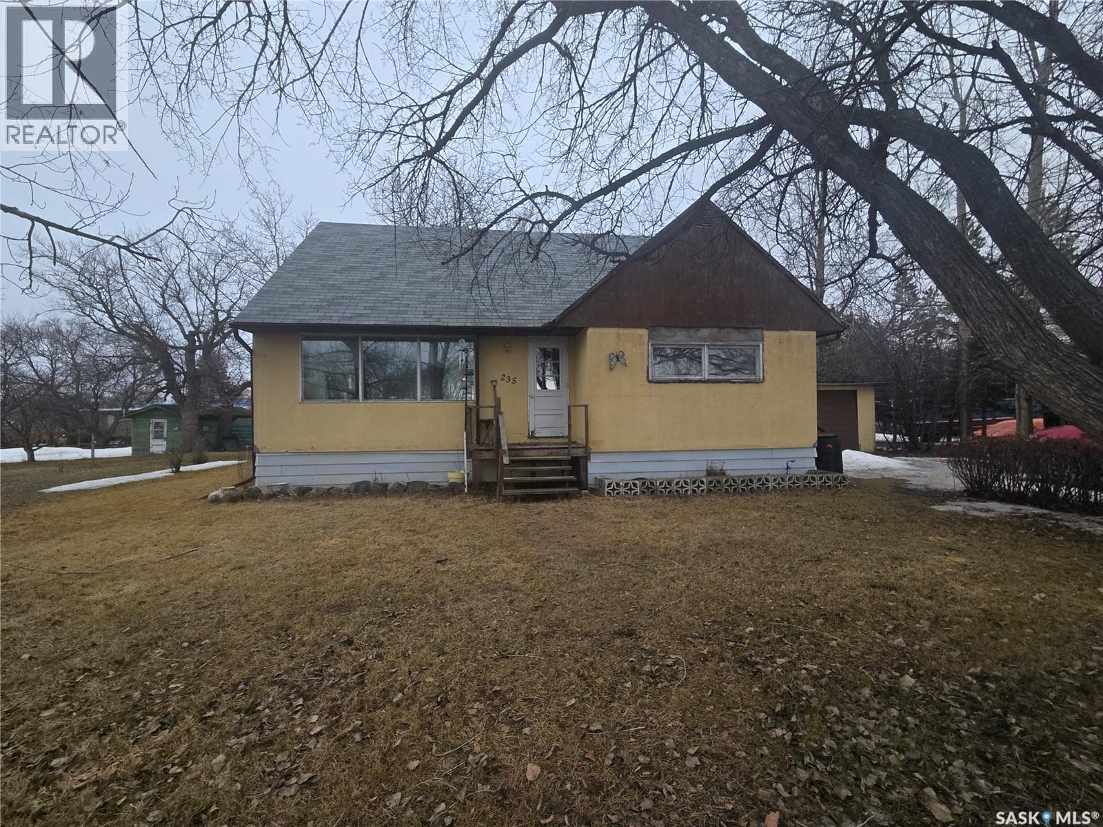 235 Carpenter STREET