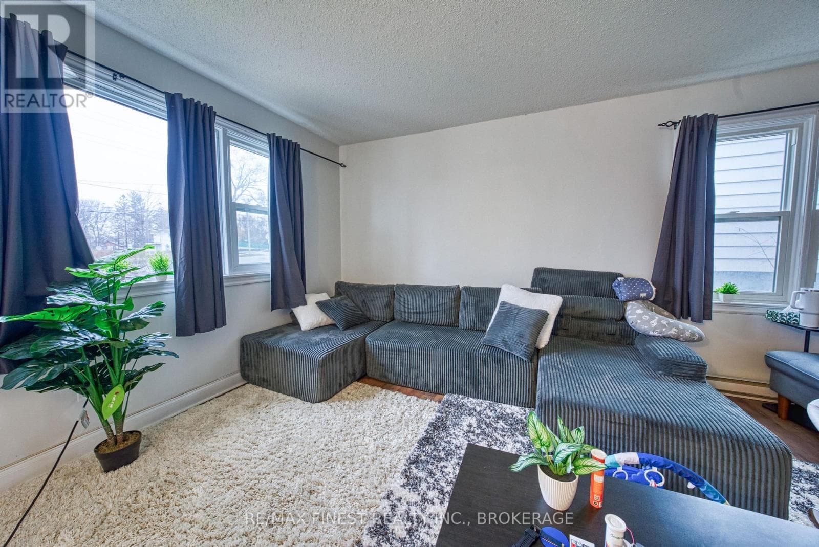 1348 PRINCESS STREET photo 3
