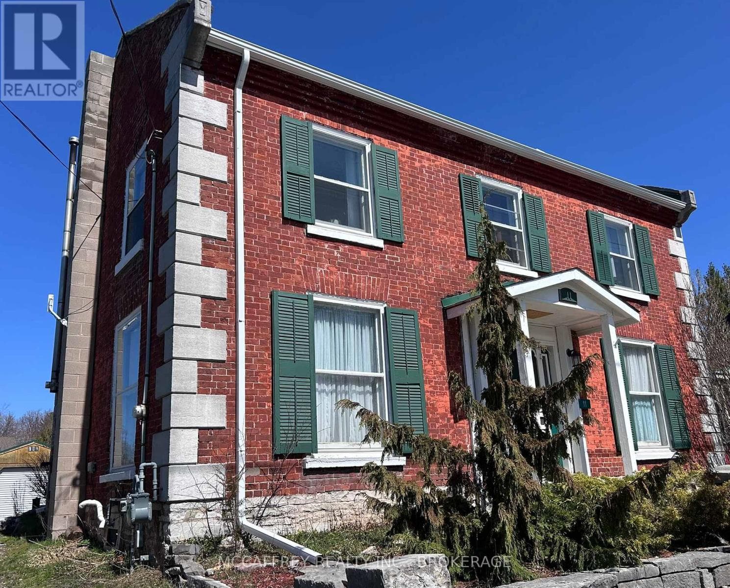 3 bed 2 bath single family at 11 WATER STREET — $489,900