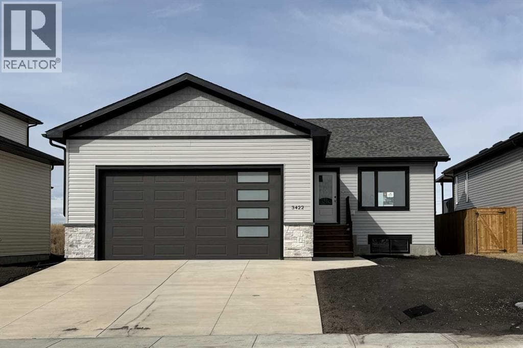 3422 Victory Way photo 2
