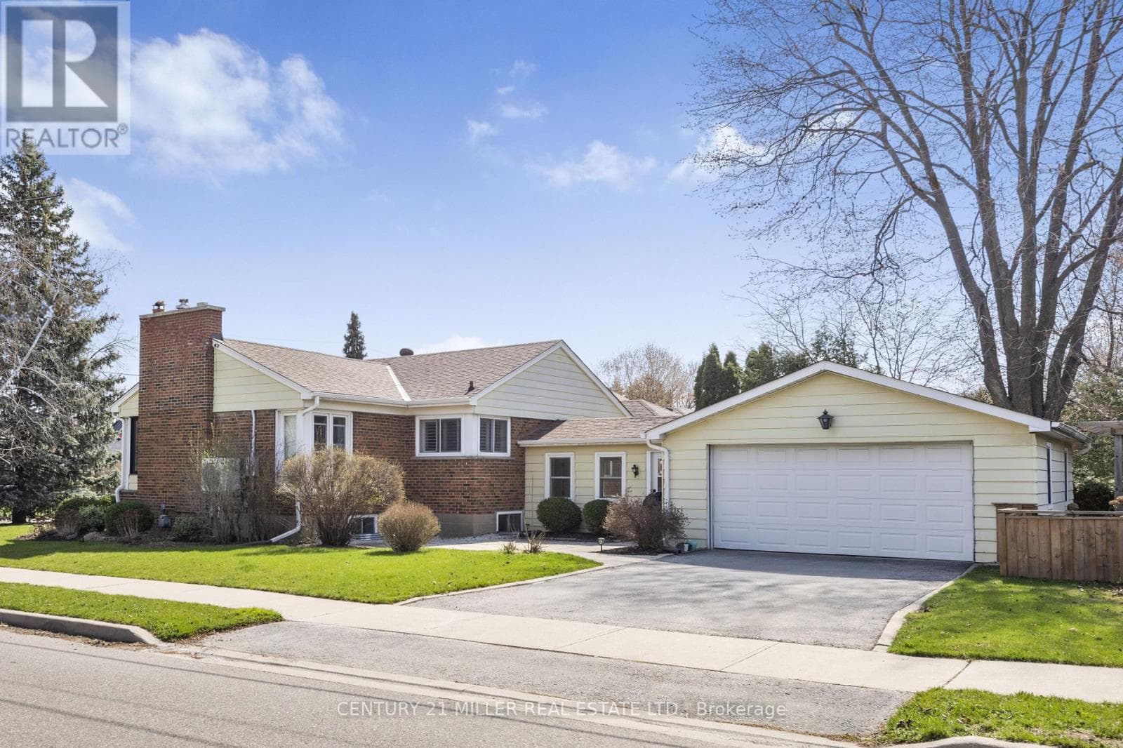 4 bed 3 bath single family at 248 KINGSLEIGH COURT — $1,168,000