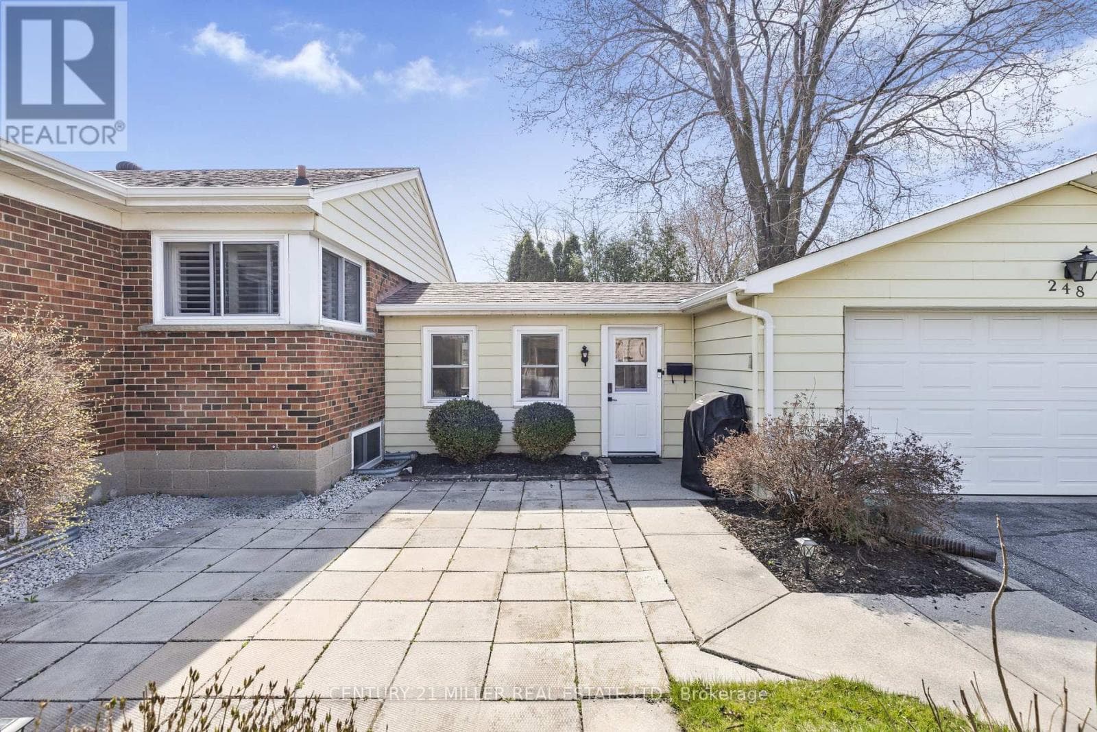 248 KINGSLEIGH COURT photo 2