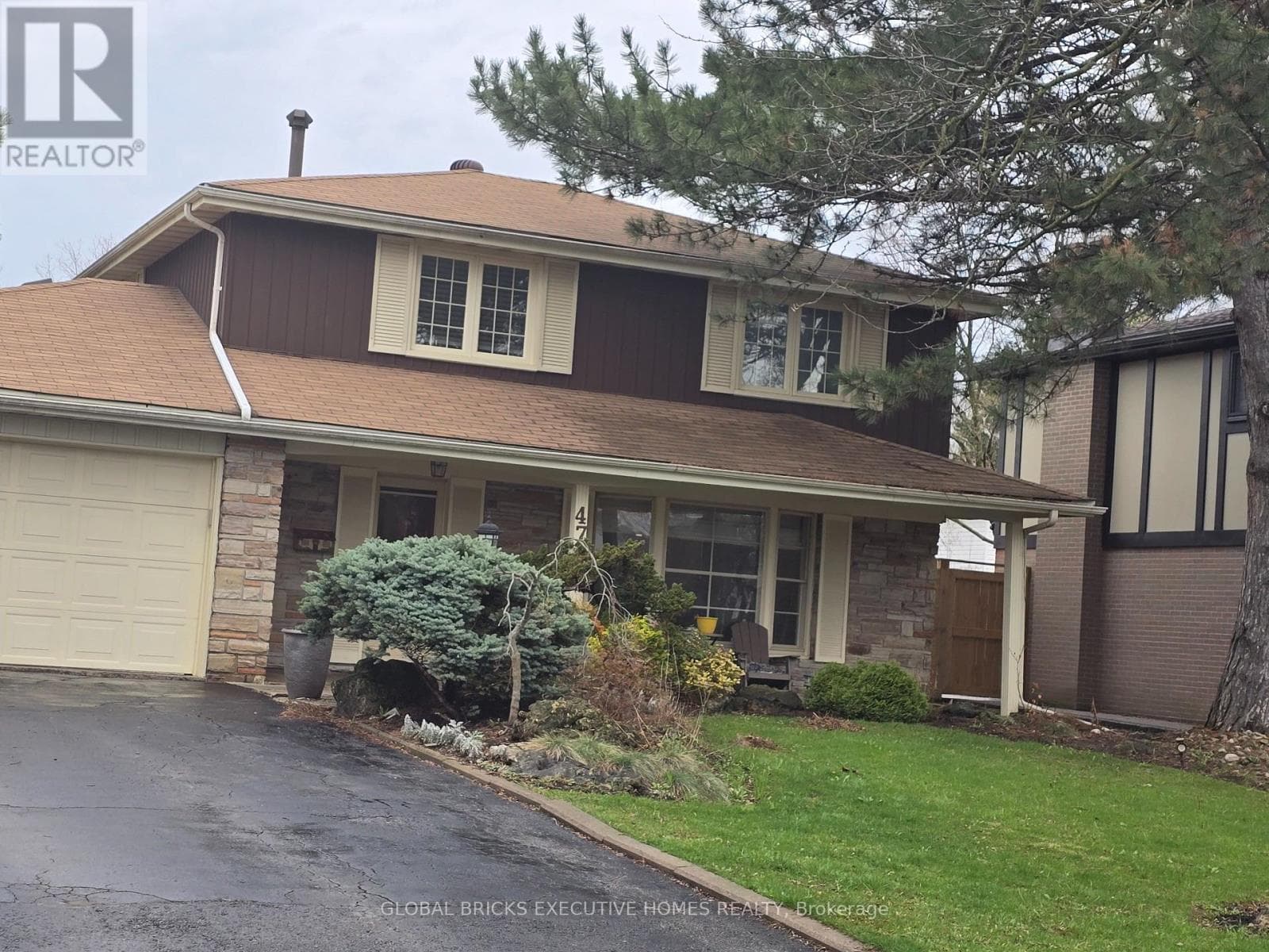 4 bed 4 bath single family at 47 PARKVIEW PLACE — $1,089,000