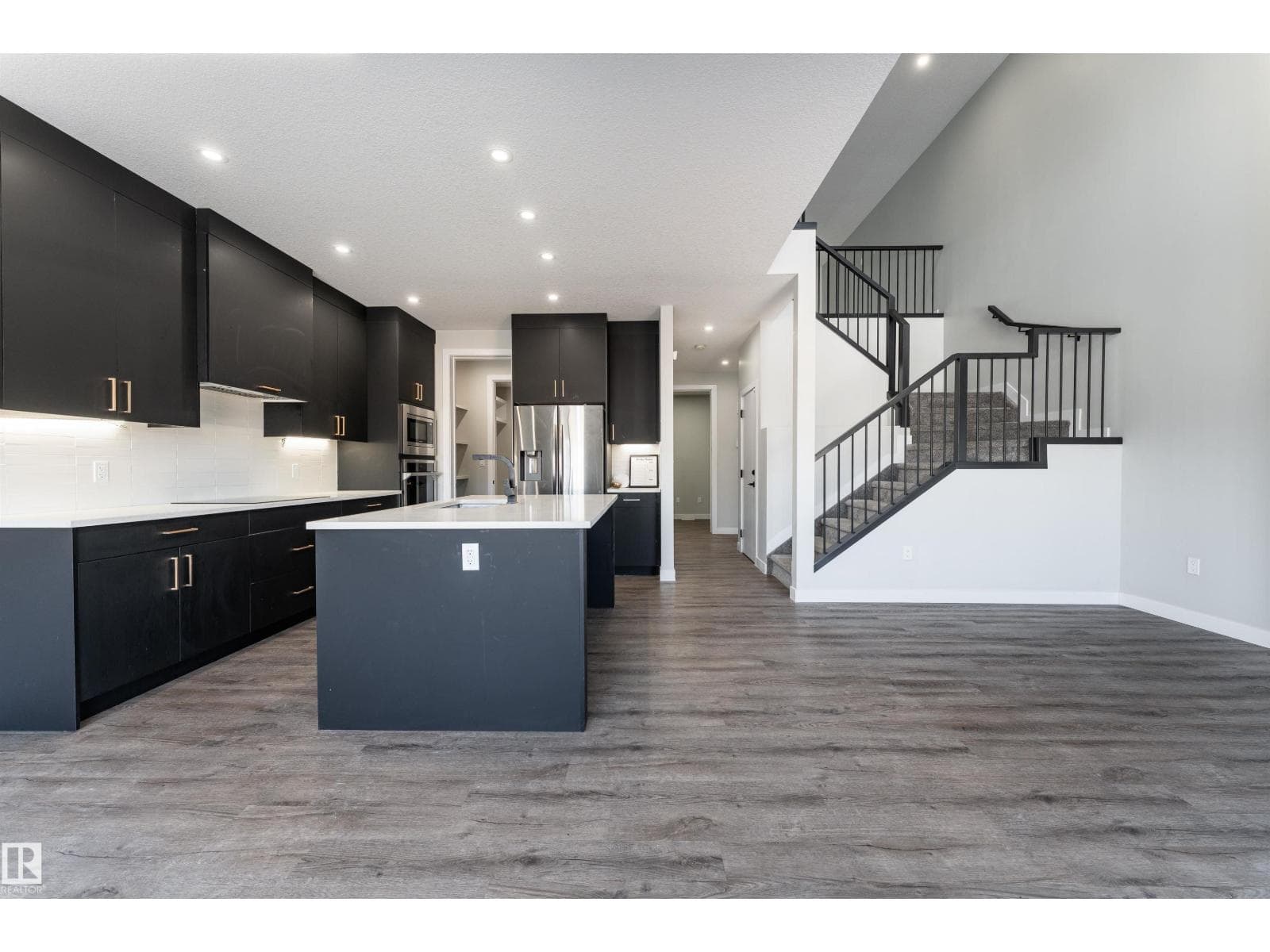 5211 KIMBALL CR SW photo 4