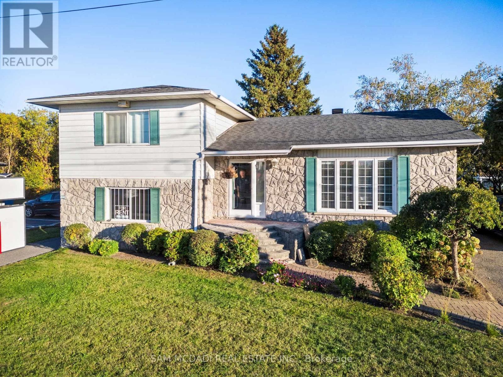 3 bed 3 bath single family at 2705 LAURIER STREET — $949,000
