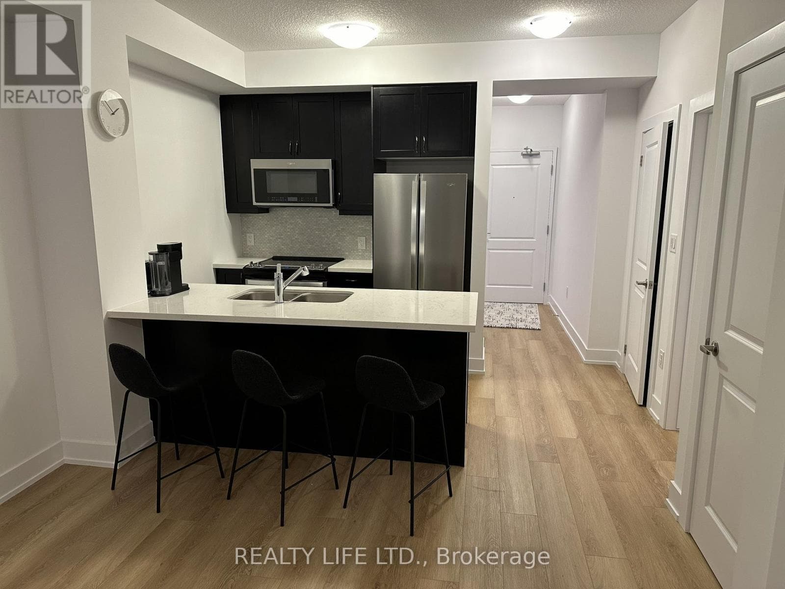 1106 - 470 DUNDAS STREET E photo 5