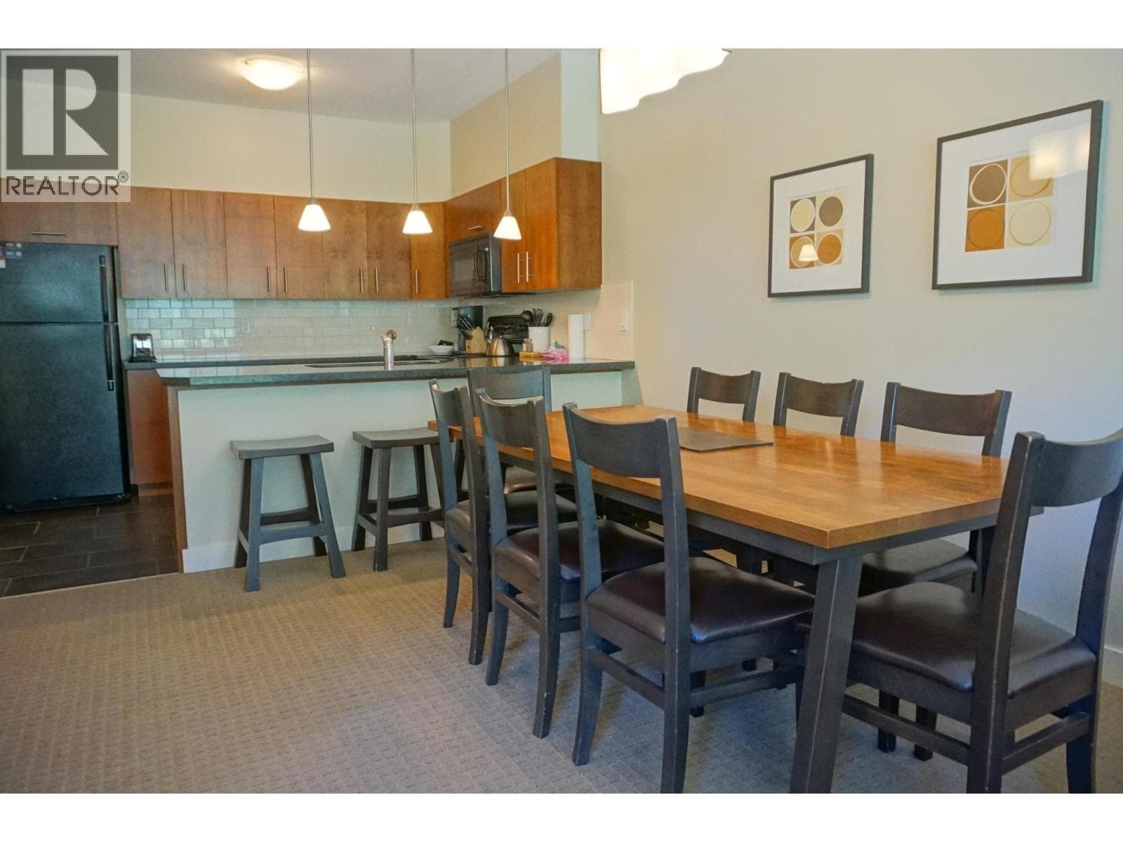 2049 SUMMIT Drive Unit# 314B photo 3