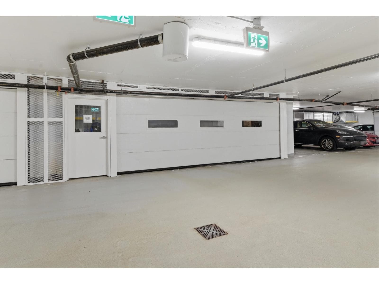 1404 1441 JOHNSTON ROAD photo 4