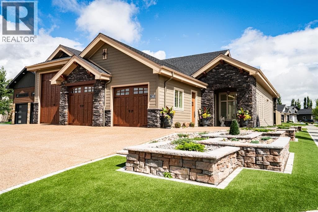 2 bed 3 bath single family at 2903 61 StreetClose — $1,290,000