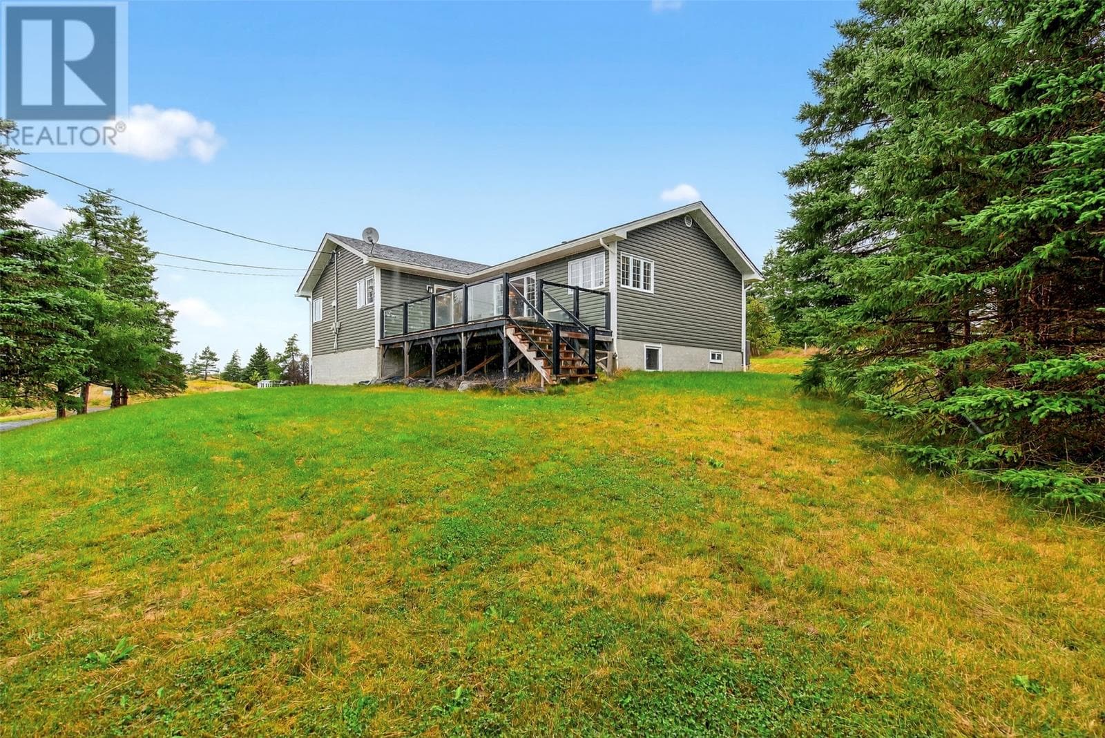 551 Main Road photo 2