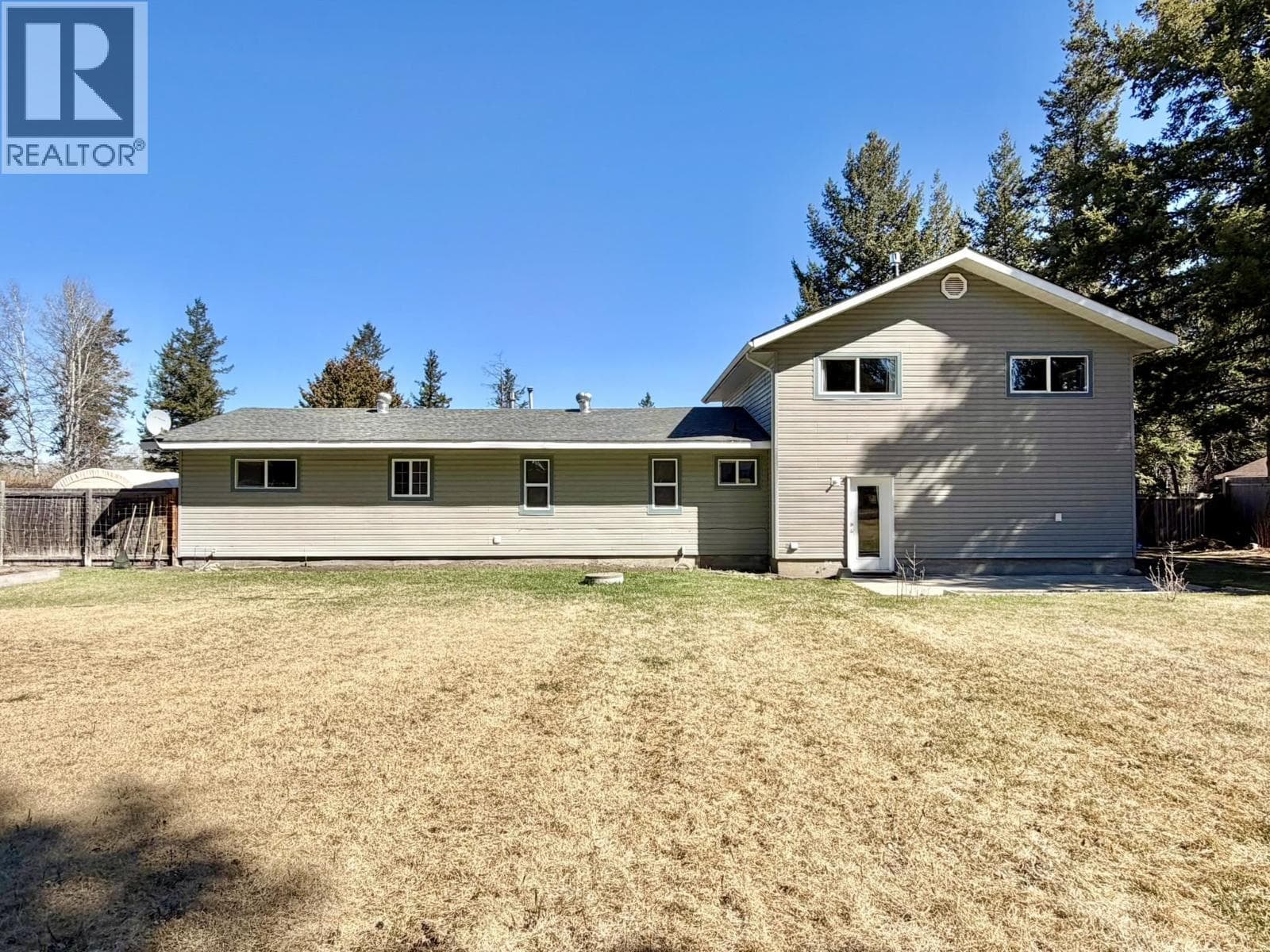 4994 DONSLEEQUA ROAD photo 3