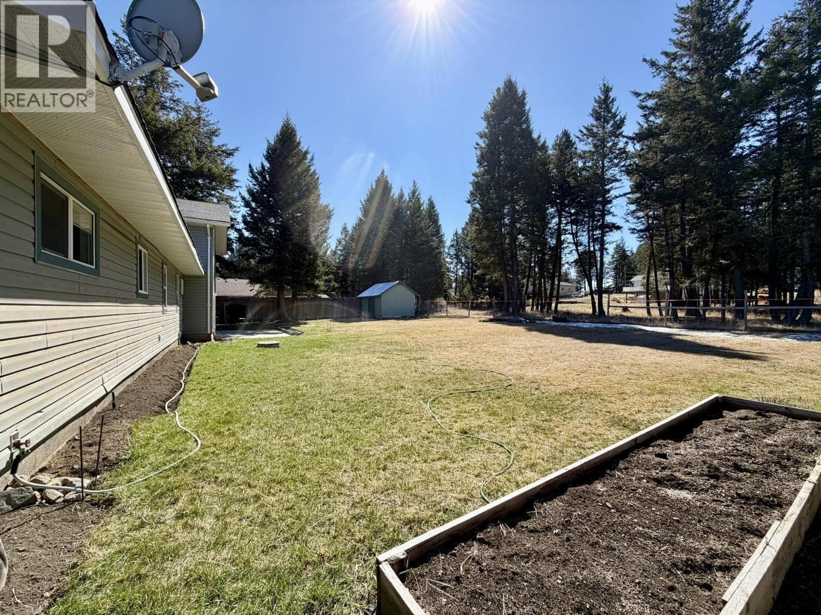 4994 DONSLEEQUA ROAD photo 4
