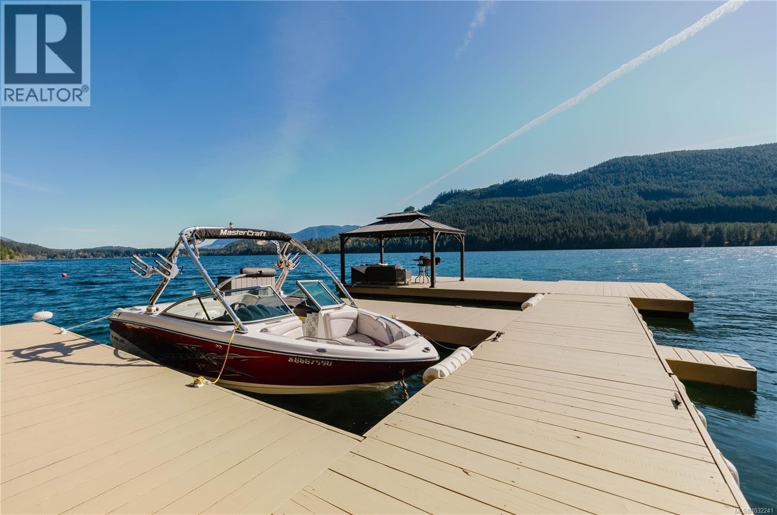 10 bed 6 bath single family at 9686 Creekside Dr — $2,850,000