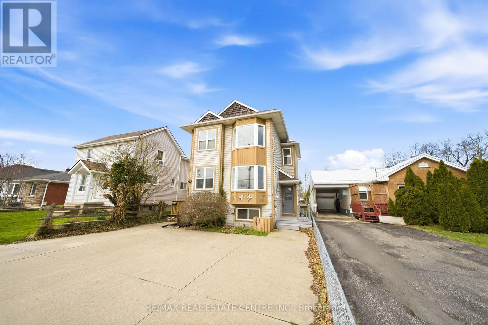 233B VINE STREET photo 2