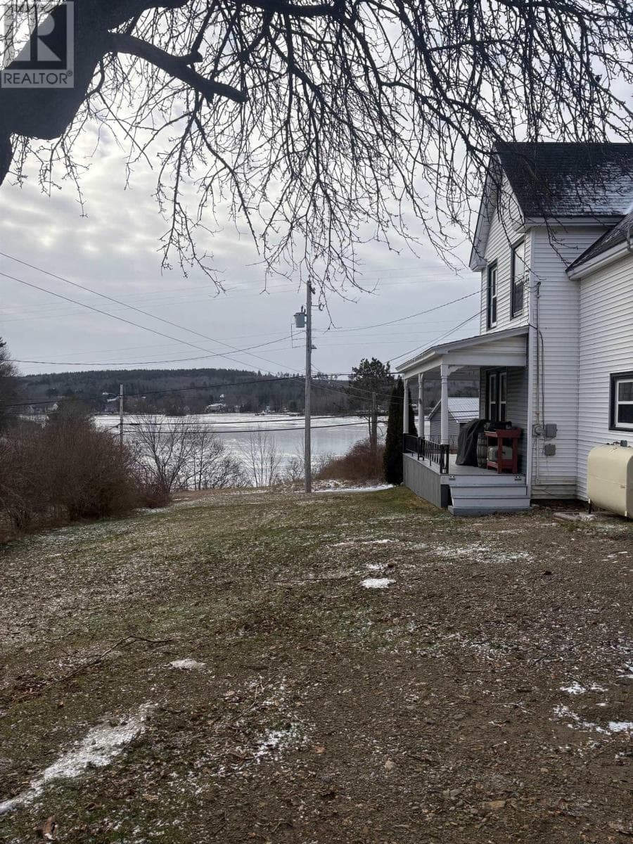 13720 Highway 3 photo 3