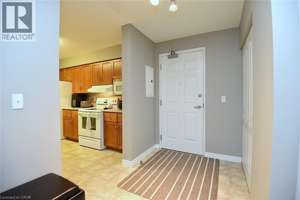317 W LOCK Street Unit# 214 photo 5