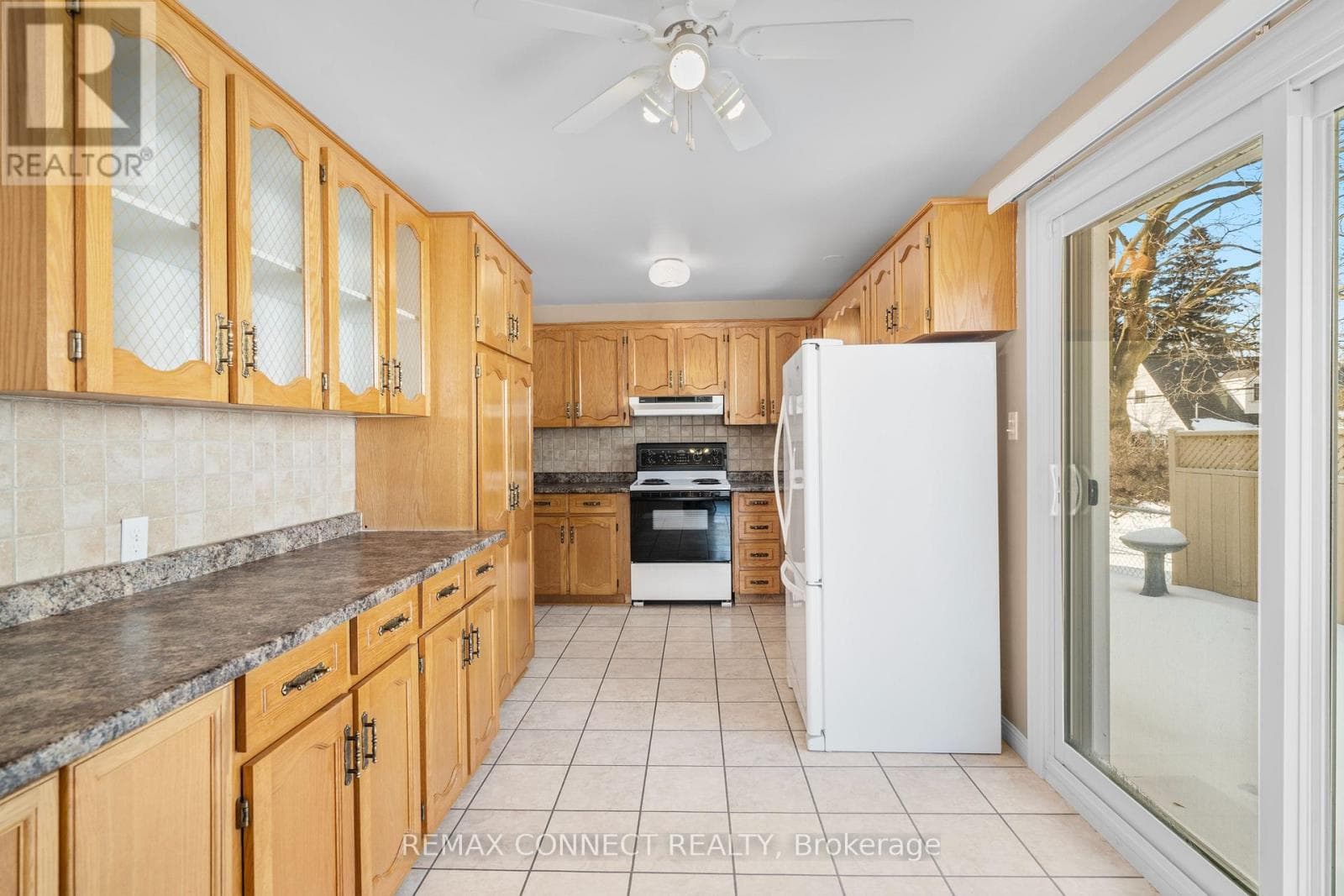 856 CHAPLEAU DRIVE photo 5