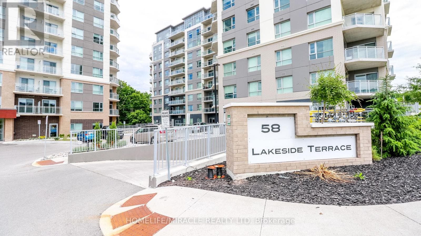 2 bed 2 bath single family at 501 - 58 LAKESIDE TERRACE — $518,900