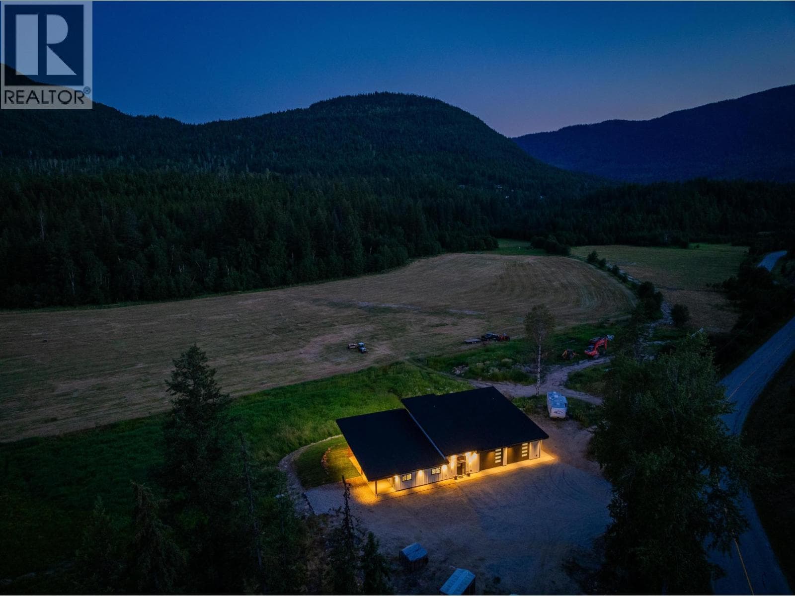 2335 PASS CREEK Road photo 3