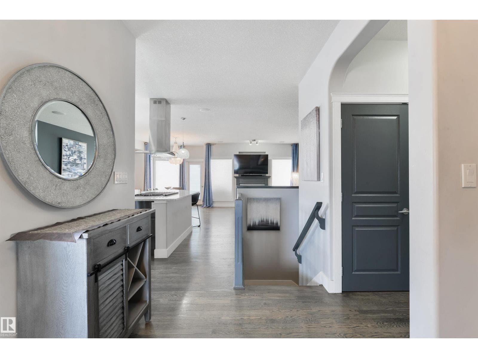46 LONGVIEW CR photo 4