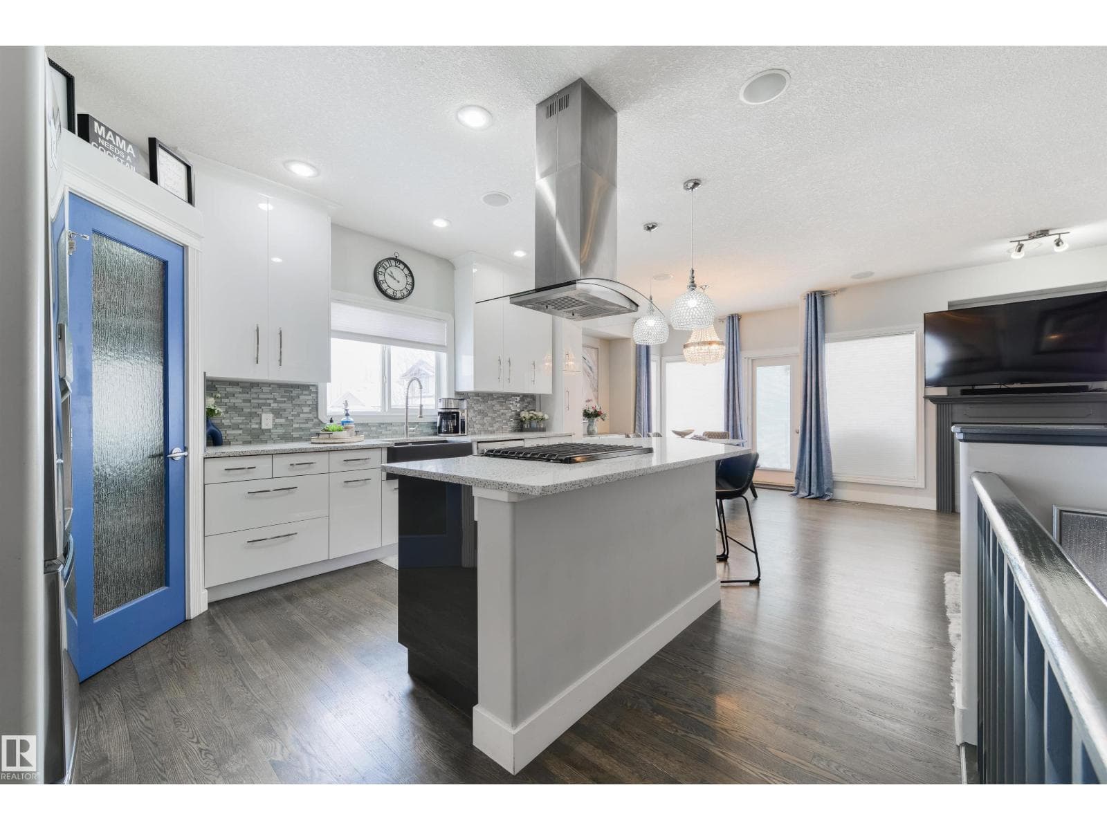 46 LONGVIEW CR photo 5