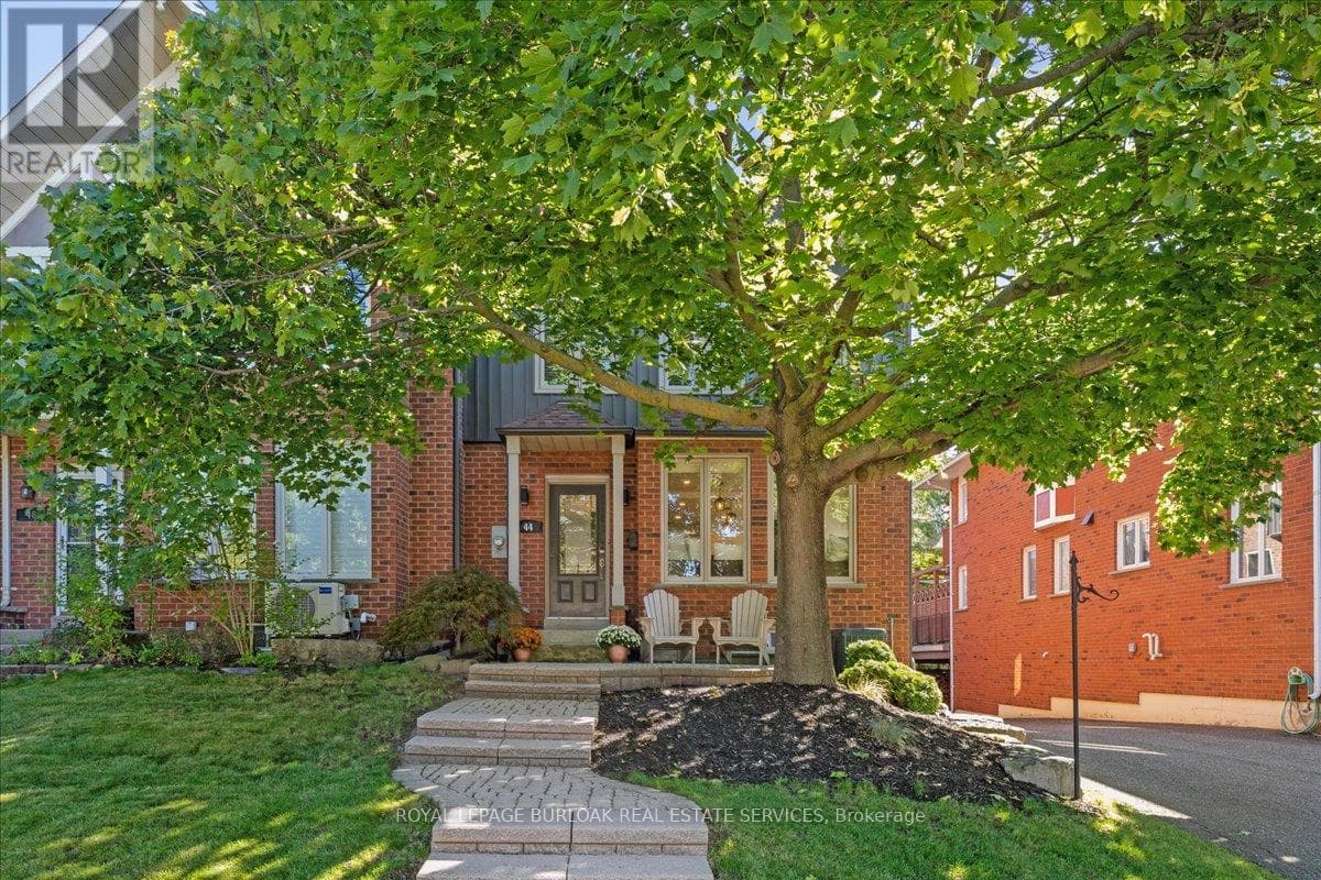 4 bed 4 bath single family at 44 SUNVALE PLACE — $1,049,900