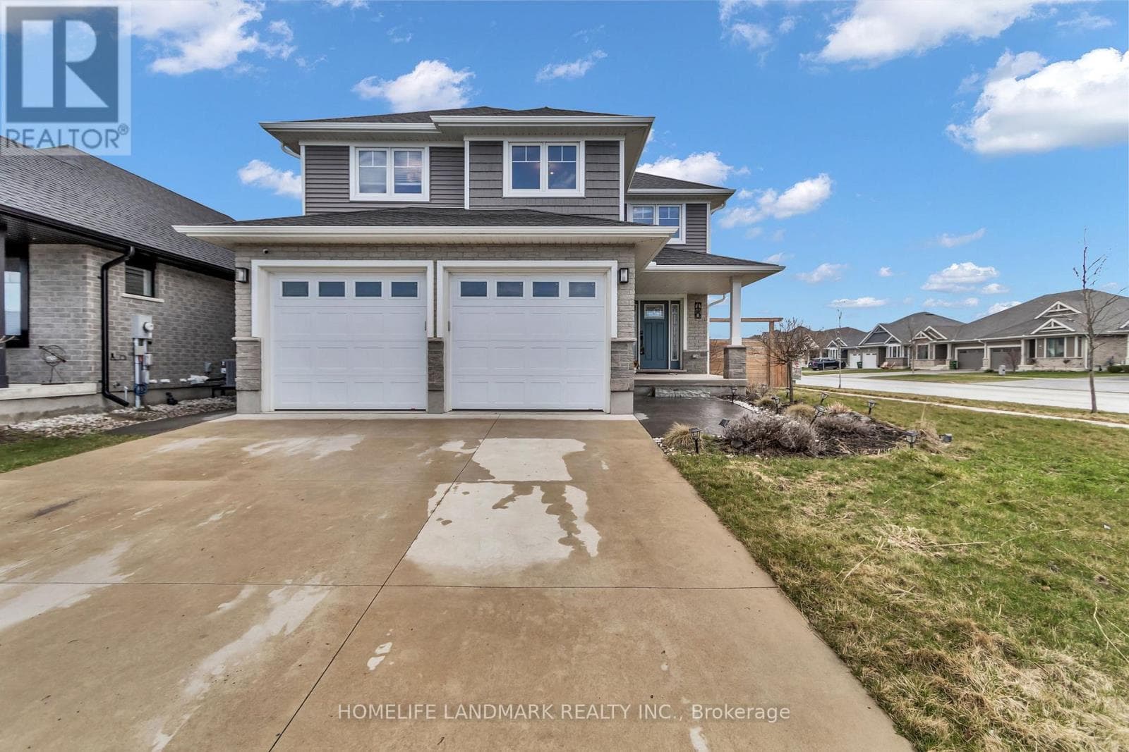 2 AUBURN DRIVE photo 2