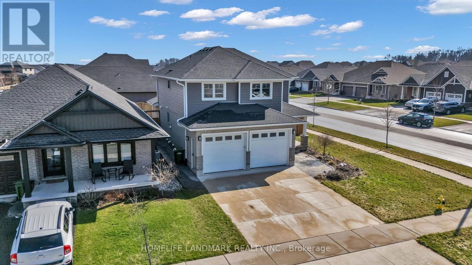 2 AUBURN DRIVE photo 3