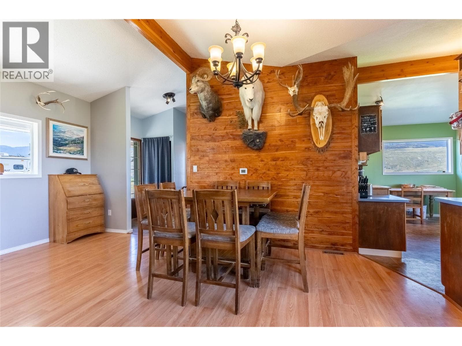3541 Drinkwater Road photo 4