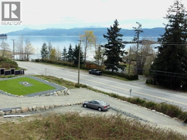 8122 HIGHWAY 101 photo 5