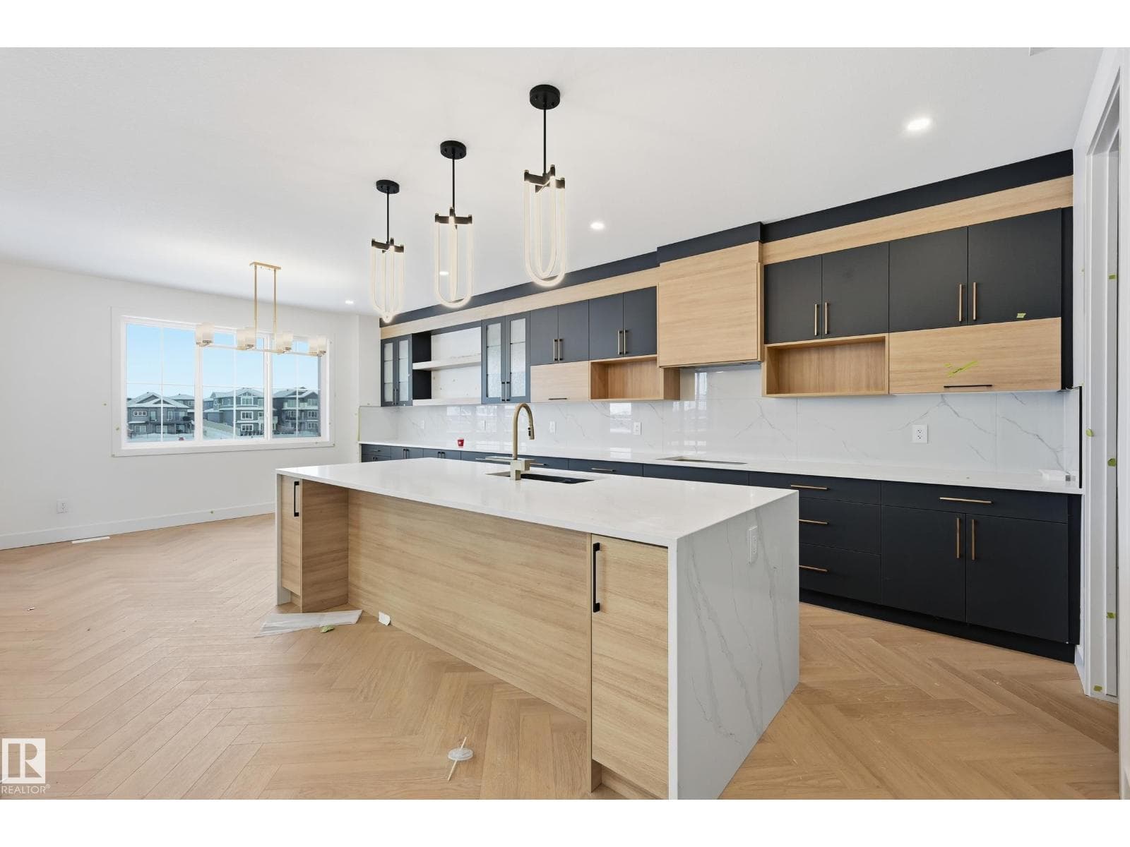 5 bed 3 bath single family at 4 ELDRIDGE PT — $849,900